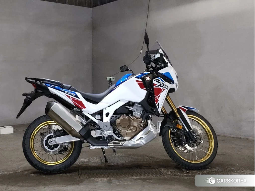 Проданный Honda CRF1100L AFRICA TWIN ADV ES 2024 из Японии, фото 2