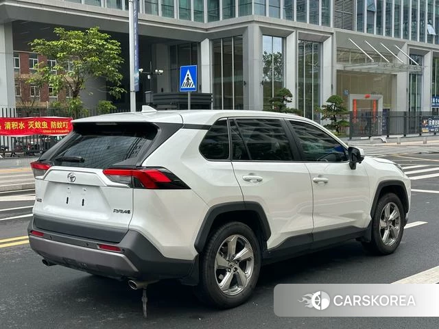 Toyota RAV4 Rongfang 2022 Белый из Китая