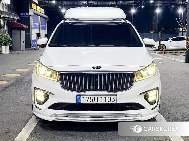 Kia The New Carnival 2018 Белый из Кореи