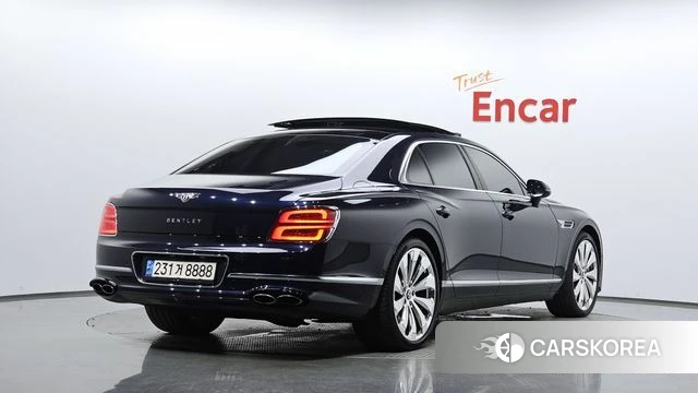 Bentley Flying Spur 3rd Generation 2021 Синий из Кореи