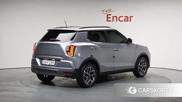 Ssangyong The New Tivoli 2024 Серебристо-серый из Кореи