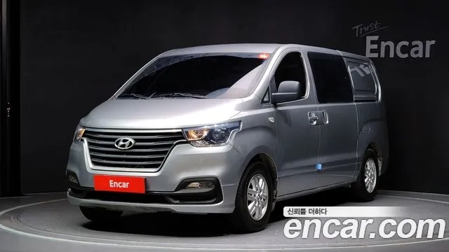 Hyundai The New Grand Starex 2021 Серебристо-серый из Кореи