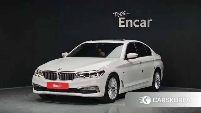 BMW 5 Series (G30) 2018 Белый из Кореи
