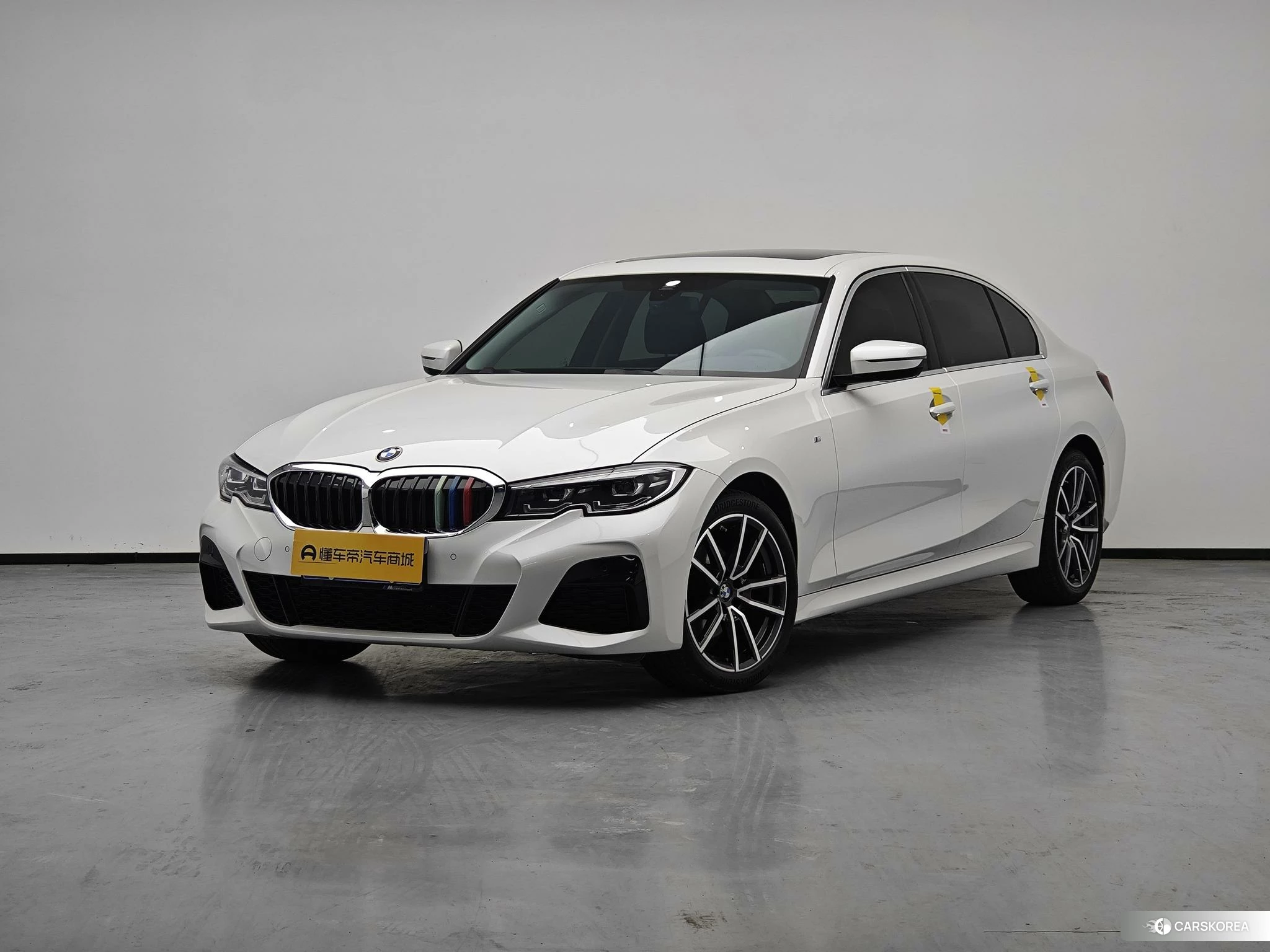BMW 3 series 2021 Белый из Китая