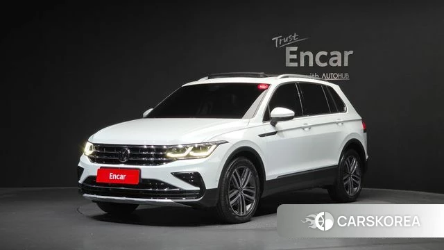 Volkswagen Tiguan second Generation 2022 Белый из Кореи