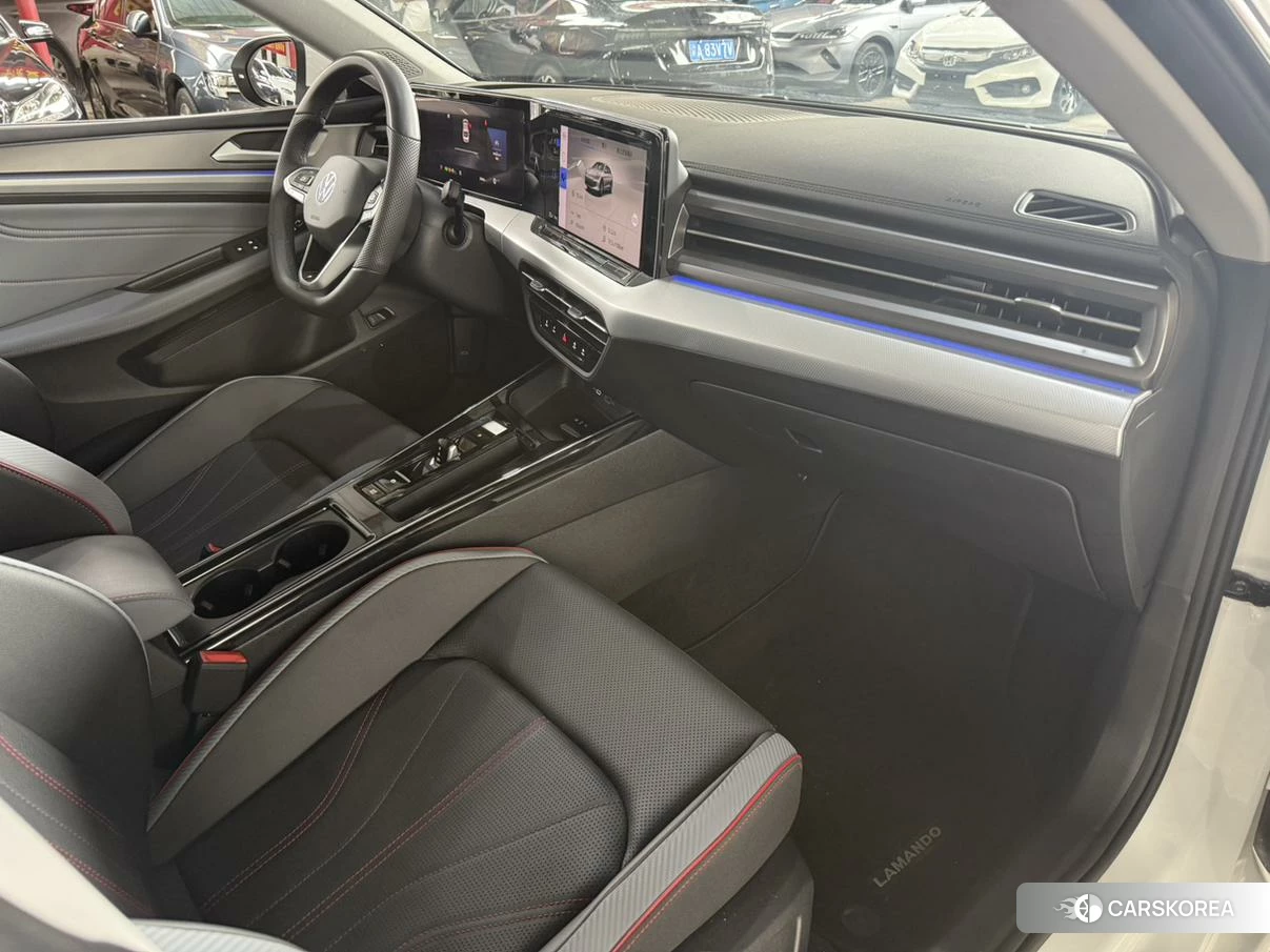 Volkswagen Lingdu 2023 Белый из Китая