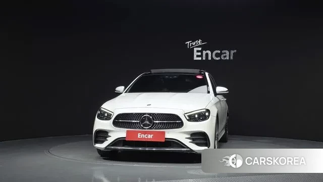 Mercedes-Benz E-Class W213 2020 Белый из Кореи