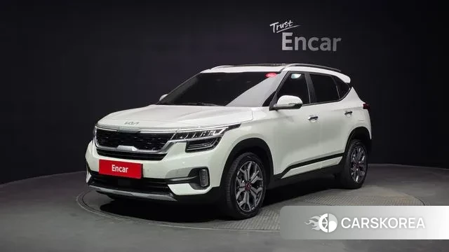 Kia Seltos 2022 Белый из Кореи