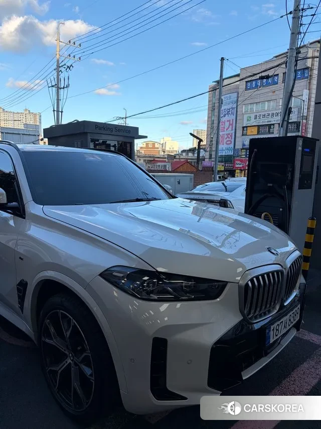 BMW X5 (G05) 2023 Белый из Кореи