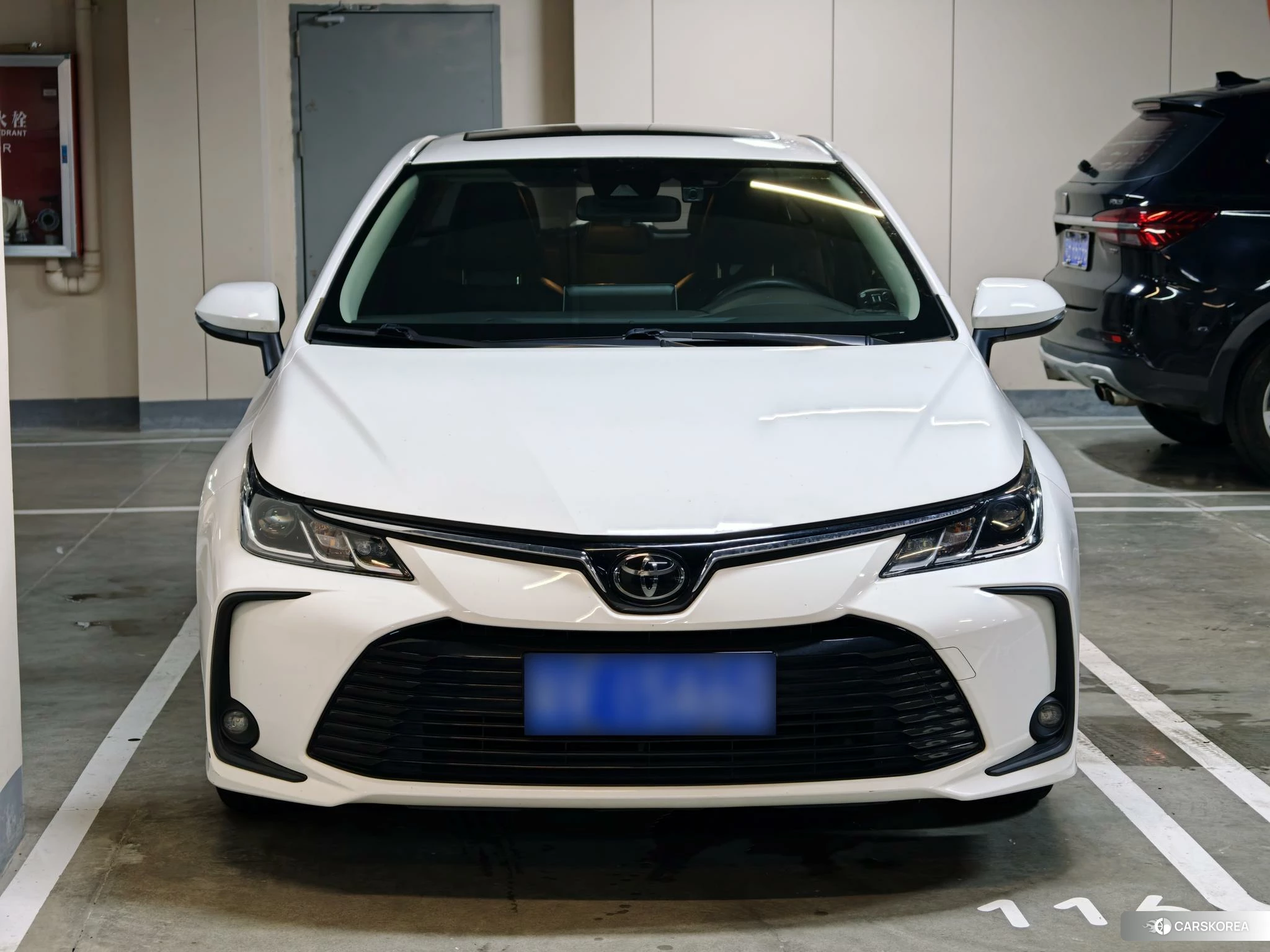 Toyota Corolla 2021 Белый из Китая