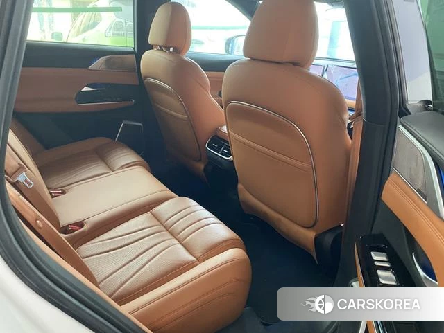 Xiaopeng Motors Xiaopeng G9 2023 Белый из Китая