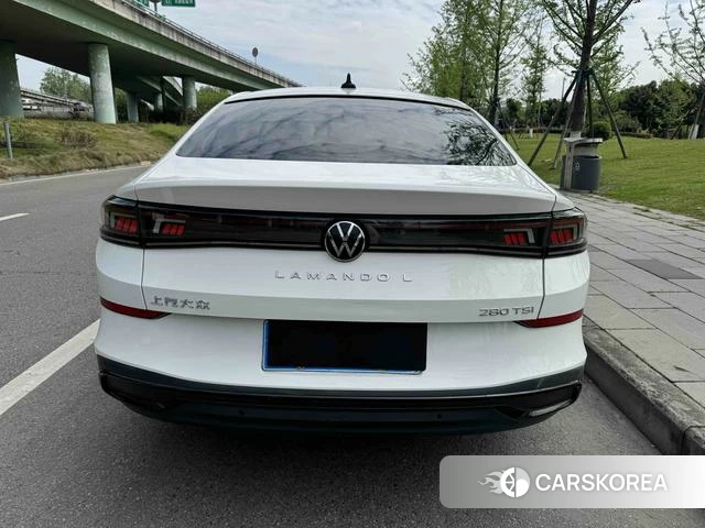 Volkswagen Lingdu 2023 Белый из Китая