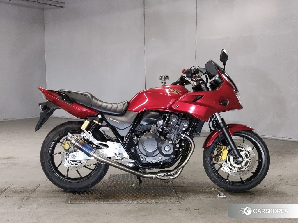 Проданный Honda CB400SF BOLDOR 2014 из Японии