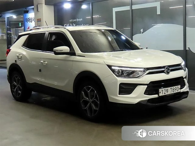 Ssangyong Beautiful Korando 2019 Белый из Кореи