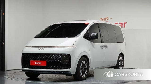 Hyundai Staria 2025 Белый из Кореи