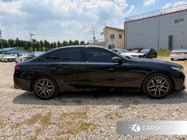 BMW 5 Series (G60) 2026 Черный из Кореи