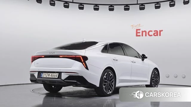 Kia The New K5 3rd generation 2023 Белый из Кореи