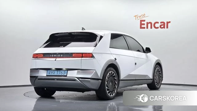 Hyundai Ionic 5 2024 Белый из Кореи