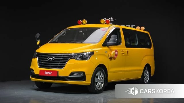 Hyundai The New Grand Starex 2018 Желтый из Кореи