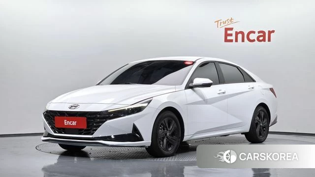 Hyundai Avante Hybrid (CN7) 2023 Белый из Кореи