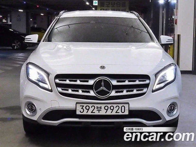 Mercedes-Benz GLA-Class X156 2019 Белый из Кореи