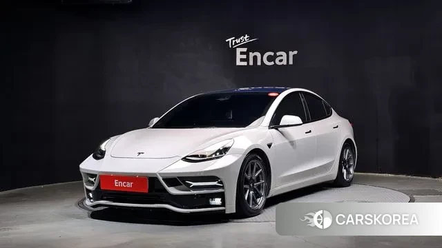 Tesla Model 3 2022 Серебристо-серый из Кореи