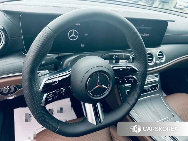 Mercedes-Benz E-class 2023 Черный из Китая