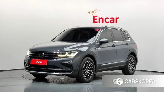 Volkswagen Tiguan second Generation 2024 Серый из Кореи