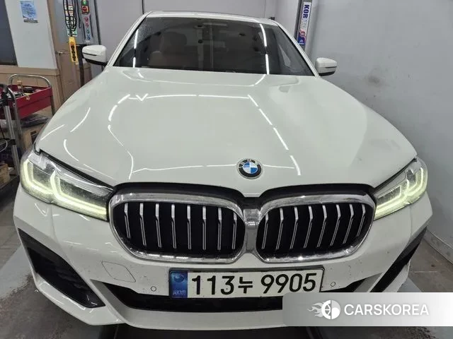 BMW 5 Series (G30) 2021 Белый из Кореи