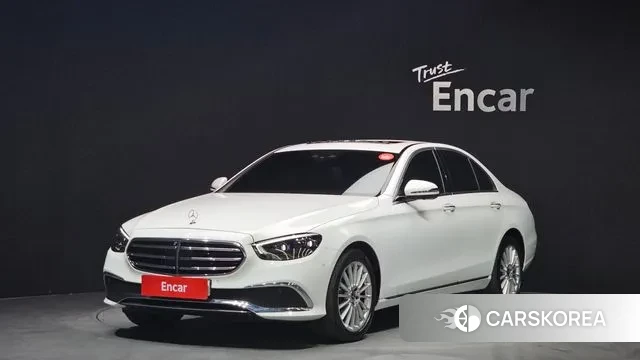 Mercedes-Benz E-Class W213 2022 Белый из Кореи