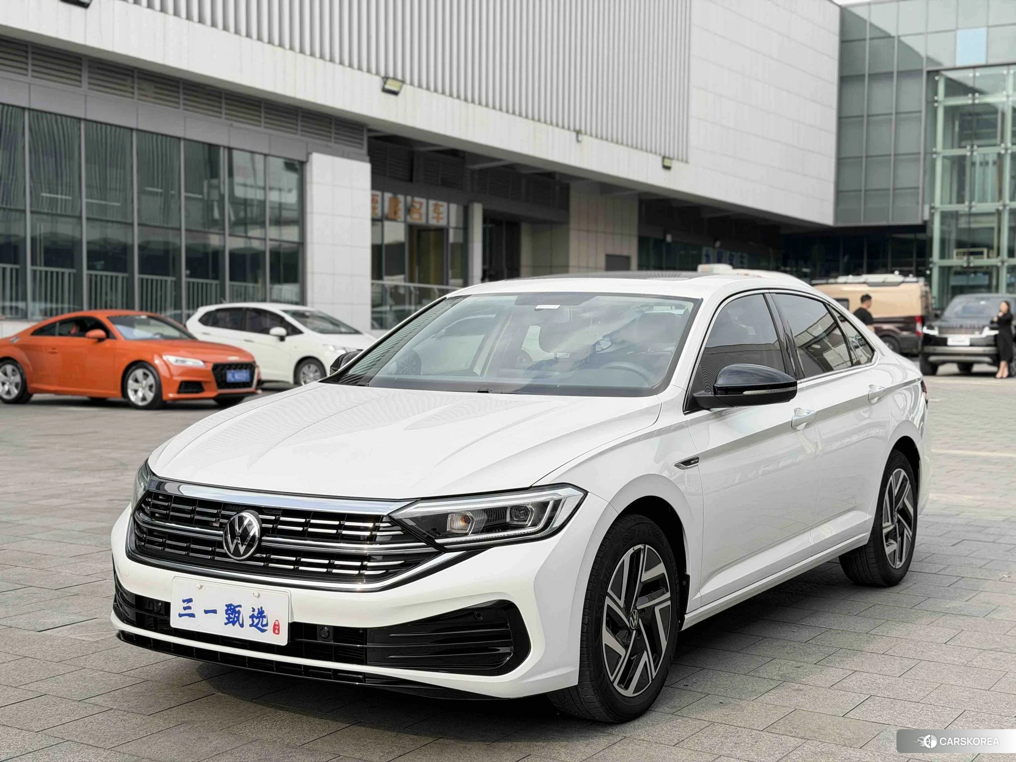 Volkswagen Sagitar 2022 Белый из Китая