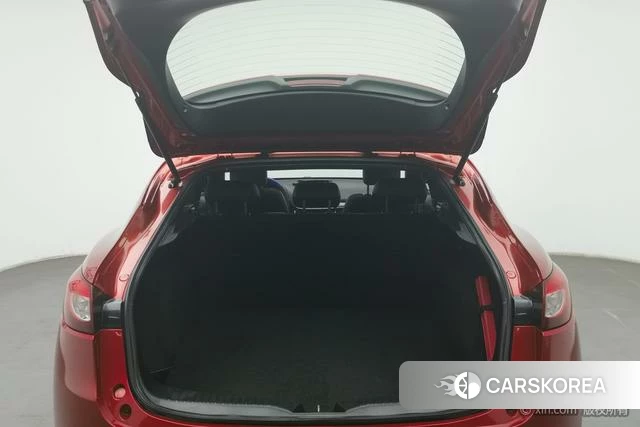 Mazda CX-4 2018 Красный из Китая