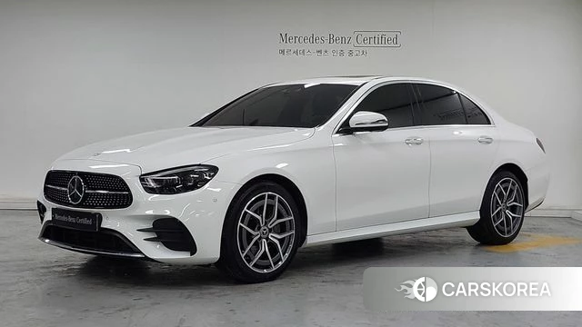 Mercedes-Benz E-Class W213 2023 Белый из Кореи