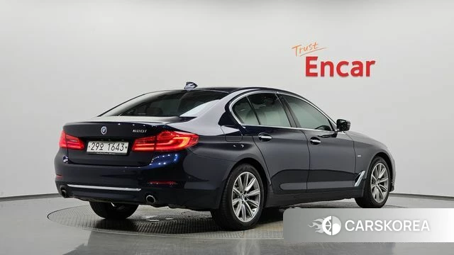 BMW 5 Series (G30) 2018 Синий из Кореи