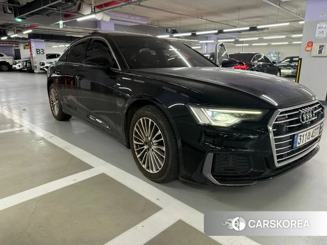 Audi A6 (C8) 2021 Черный из Кореи