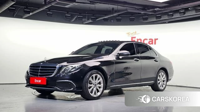 Mercedes-Benz E-Class W213 2019 Черный из Кореи