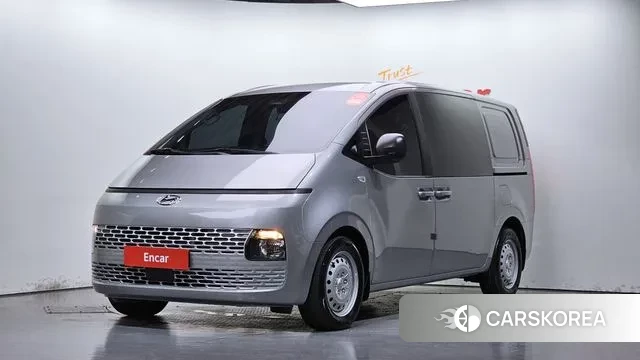 Hyundai Staria 2022 Серебряный из Кореи