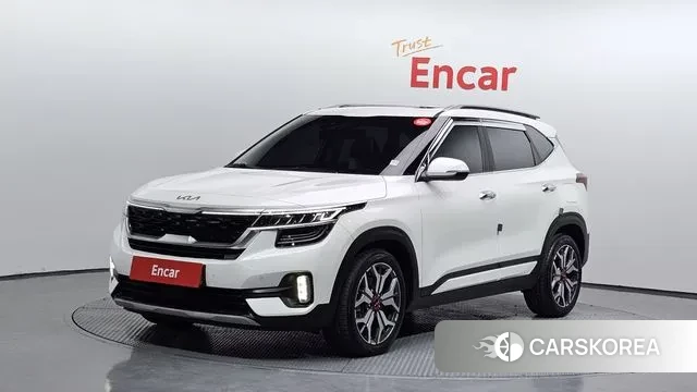 Kia Seltos 2022 Белый из Кореи