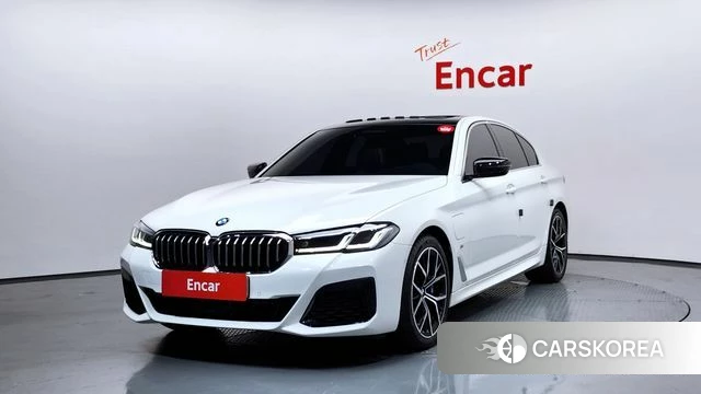 BMW 5 Series (G30) 2021 Белый из Кореи