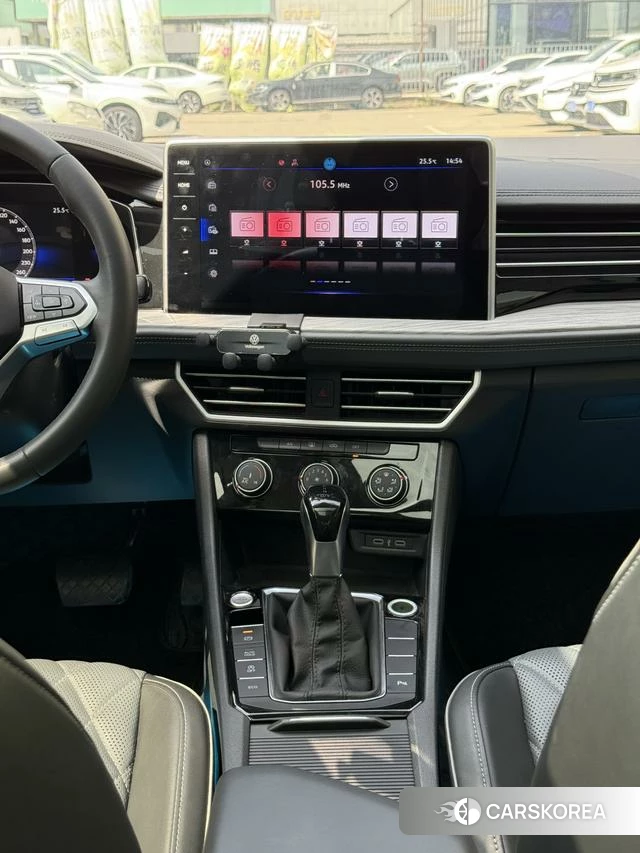 Volkswagen Sagitar 2023 Белый из Китая