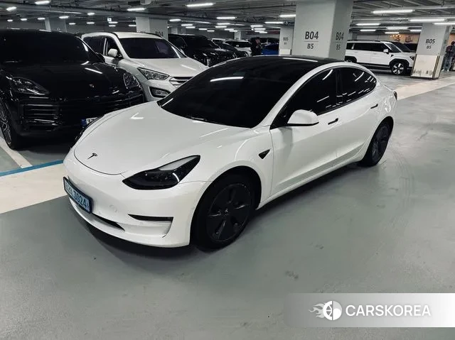 Tesla Model 3 2022 Белый из Кореи