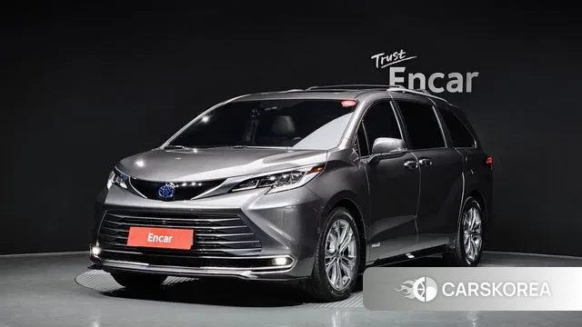 Toyota Sienna 4th Generation 2021 Серый из Кореи