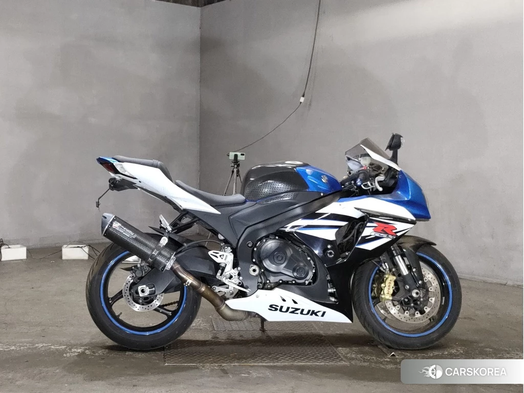 Проданный Suzuki GSX-R1000 2015 из Японии, фото 2