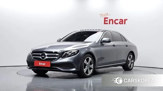 Mercedes-Benz E-Class W213 2018 Серый из Кореи