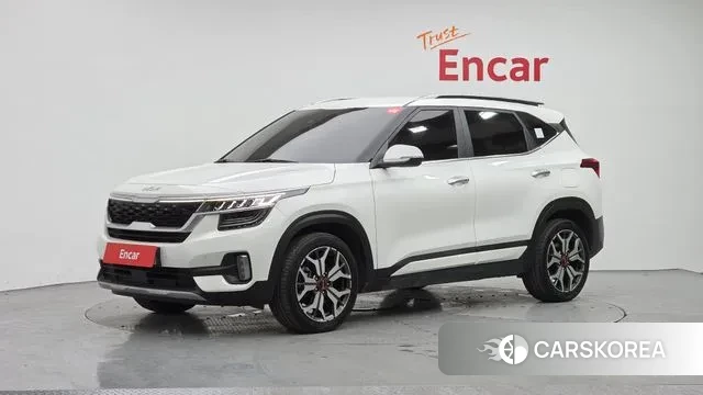 Kia Seltos 2022 Белый из Кореи