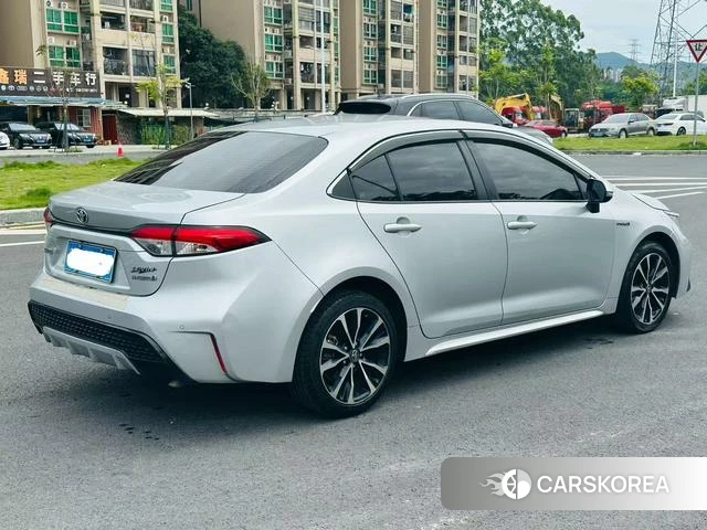 Toyota Lei Ling 2021 Серебристо-серый из Китая