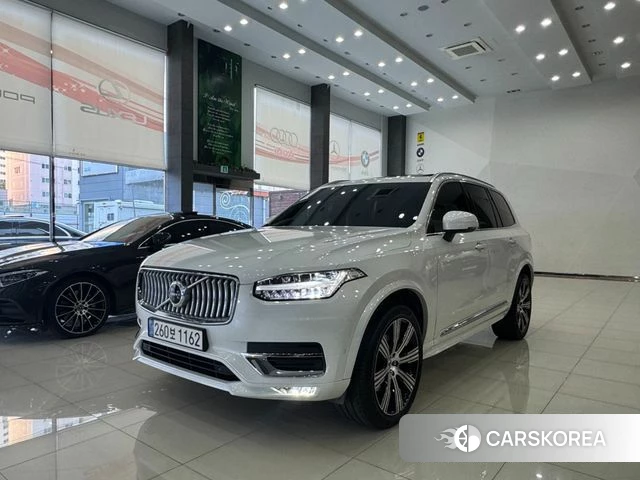 Volvo XC90 second Generation 2022 Белый из Кореи