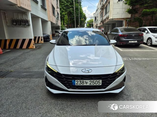 Hyundai Avante (CN7) 2021 Белый из Кореи