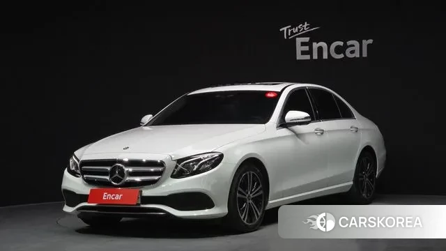 Mercedes-Benz E-Class W213 2020 Белый из Кореи