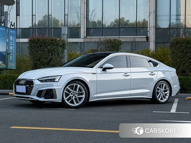 Audi A5 2023 Белый из Китая